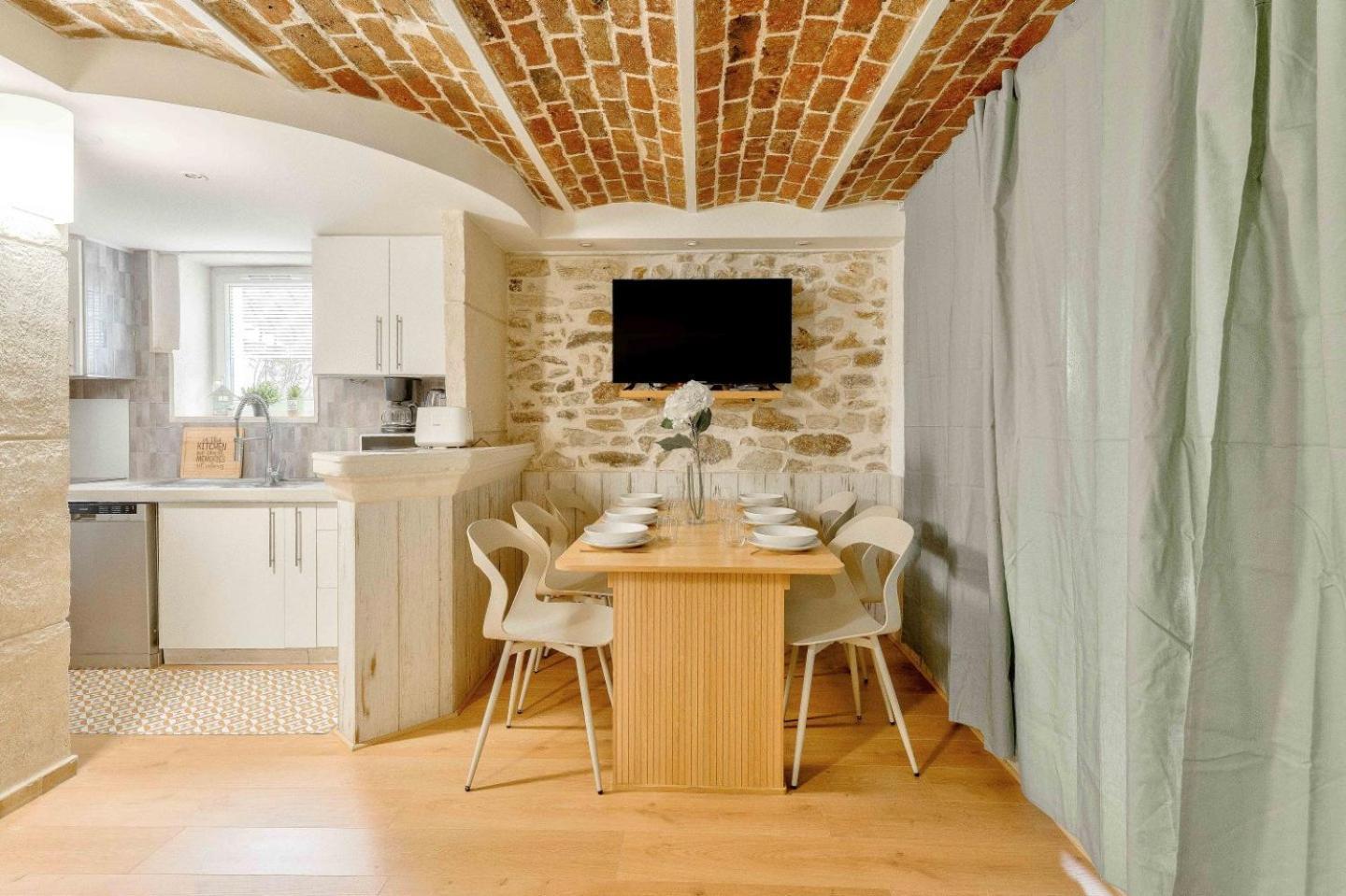 2Mn Walk Train Station - Paris 10Mn - Free Private Parking - From 1 To 8 Guests - Souplex - All Equipped - Completely Renovated Montmagny Buitenkant foto
